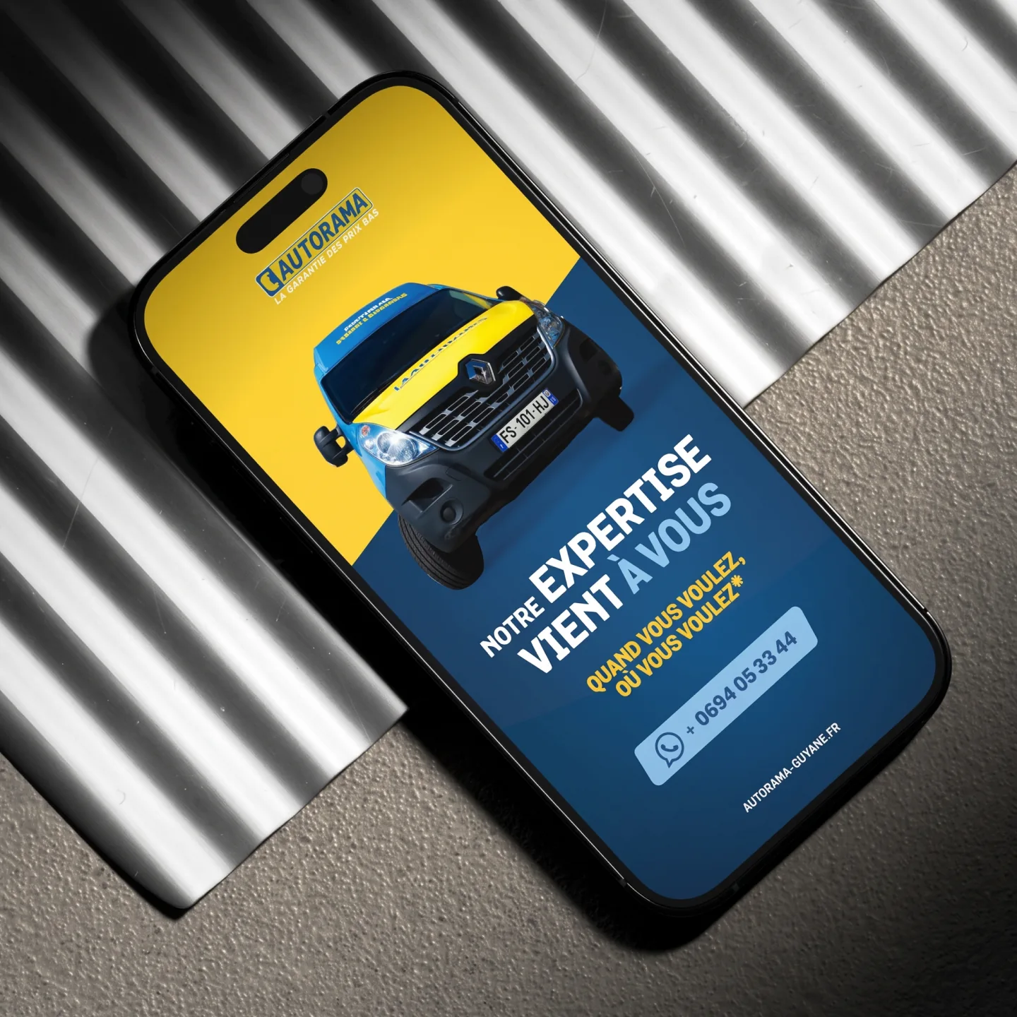 Publication Autorama « Notre expertise vient à vous » sur un téléphone